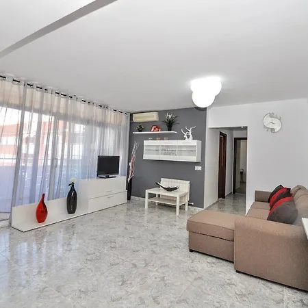 Apartamento A054 Atico Fenals Lloret de Mar